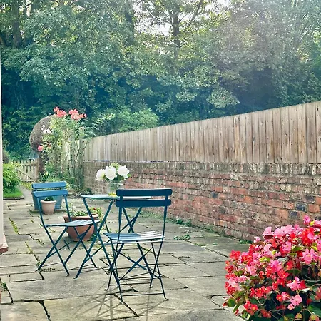 Gillygate Nest With Free Allocated Parking *