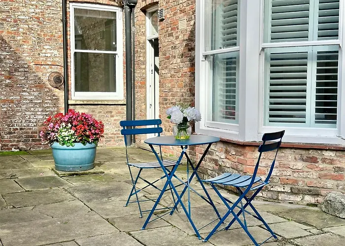 Gillygate Nest With Free Allocated Parking Apartament