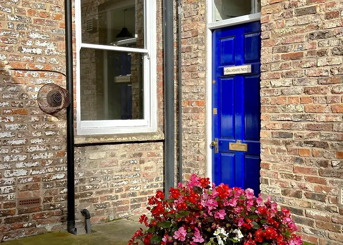 Gillygate Nest With Free Allocated Parking * York